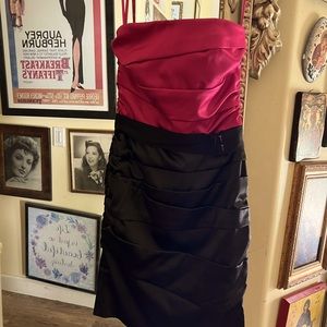 White house Black market❤️ elegant and sexy cocktail dress